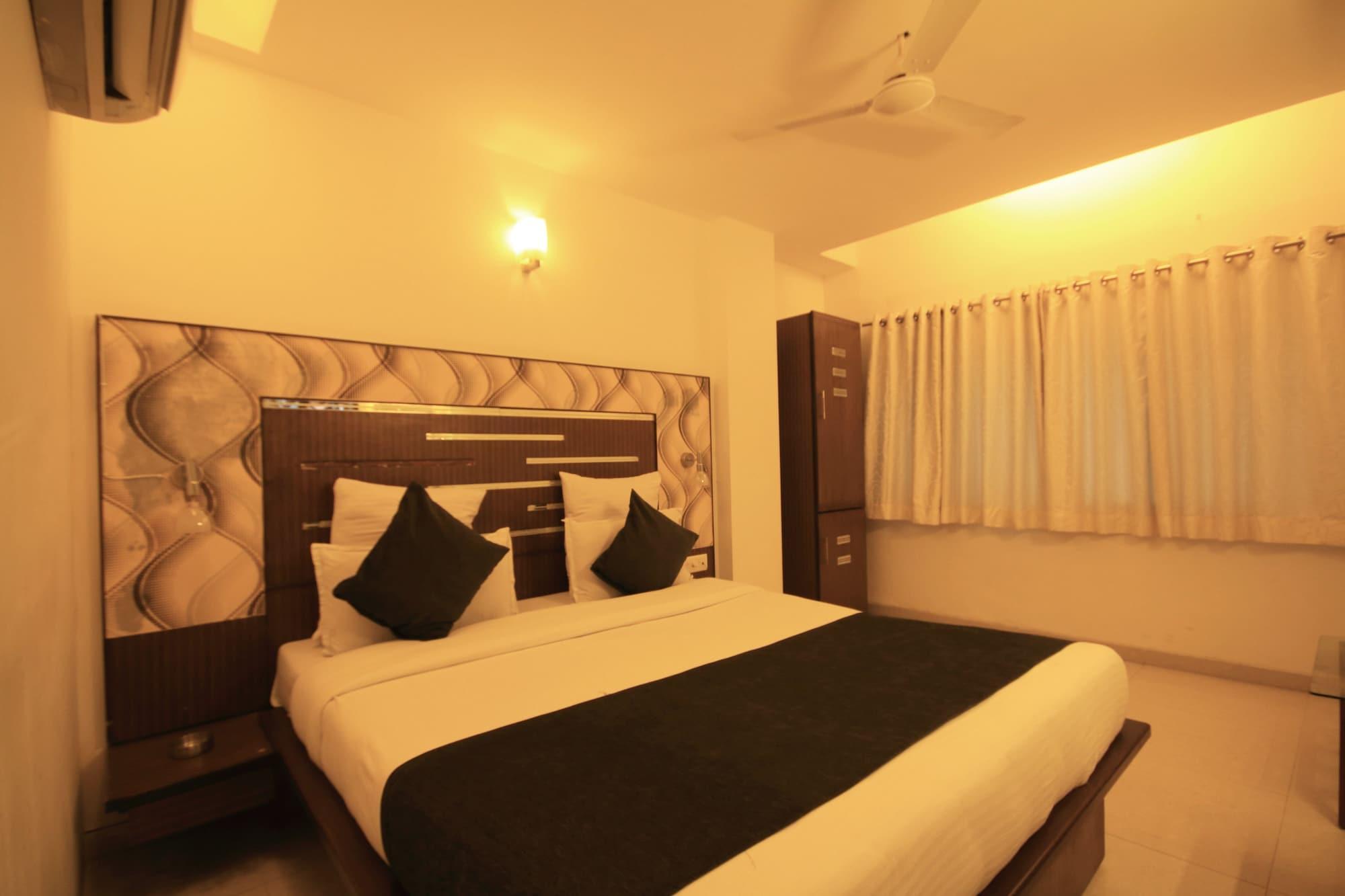 Fabhotel Kadamb Inn Ahmedabad Eksteriør billede