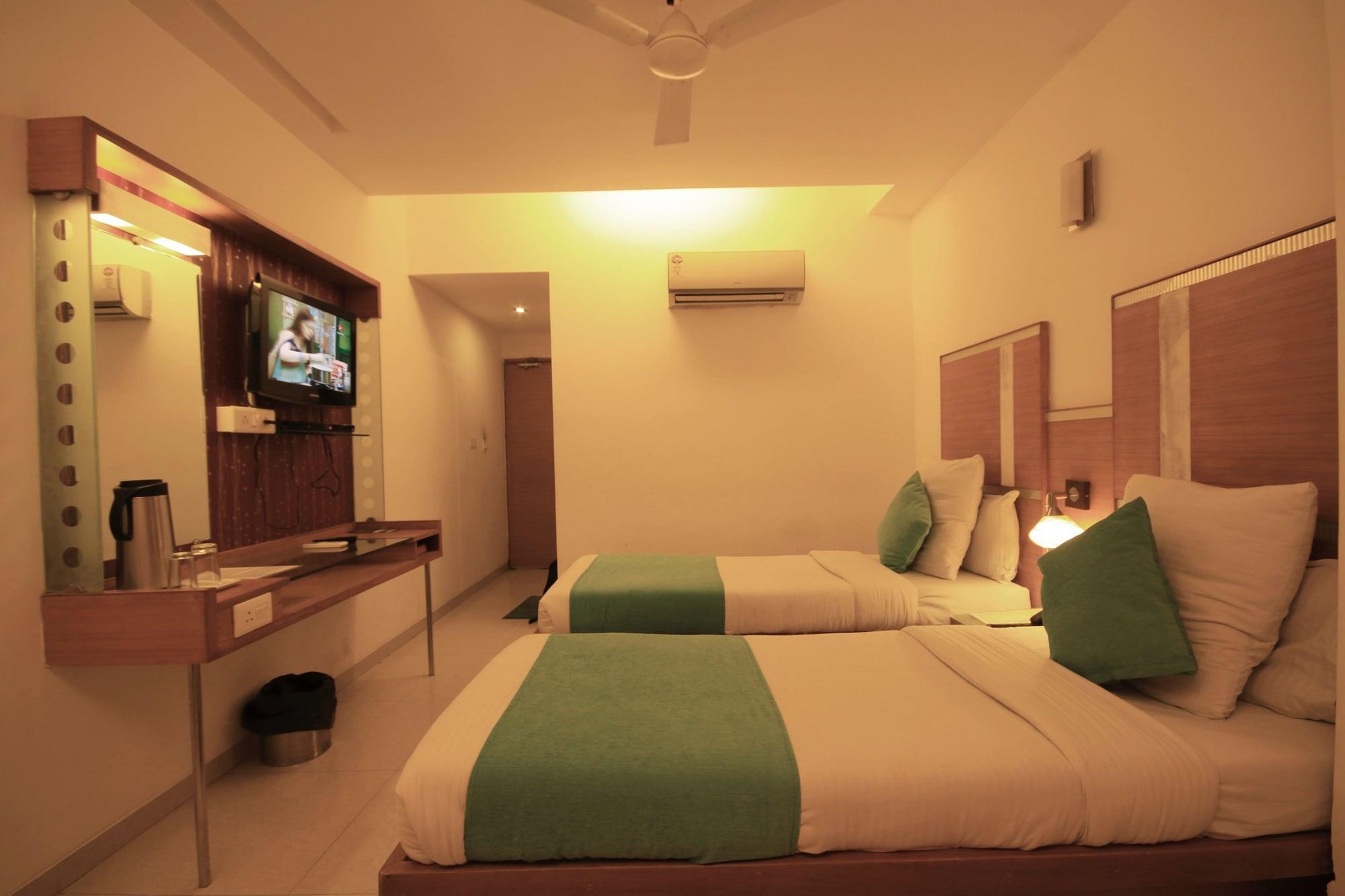 Fabhotel Kadamb Inn Ahmedabad Eksteriør billede