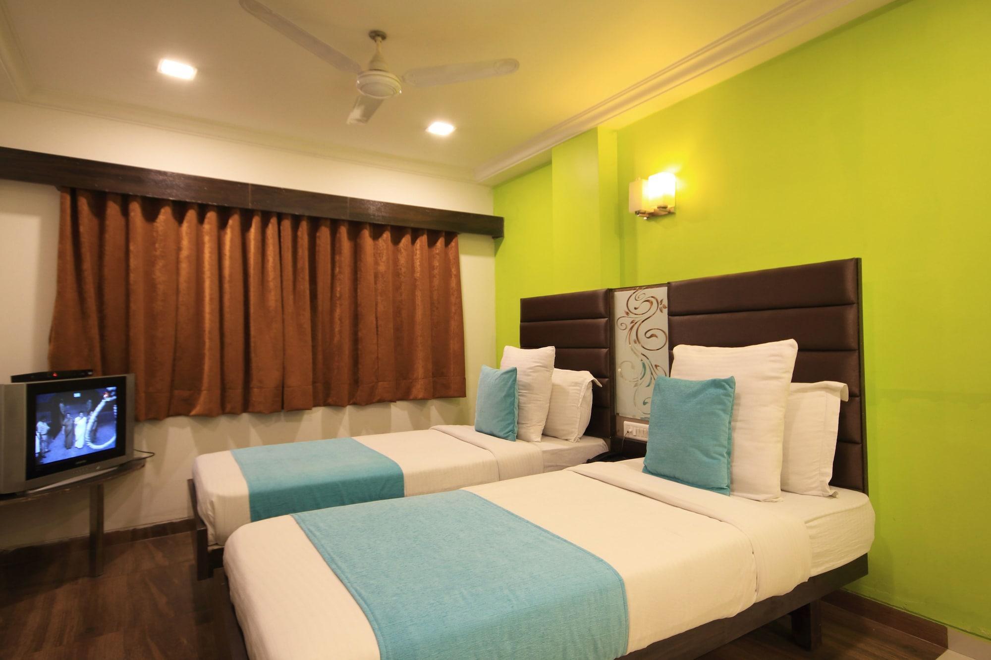 Fabhotel Kadamb Inn Ahmedabad Eksteriør billede