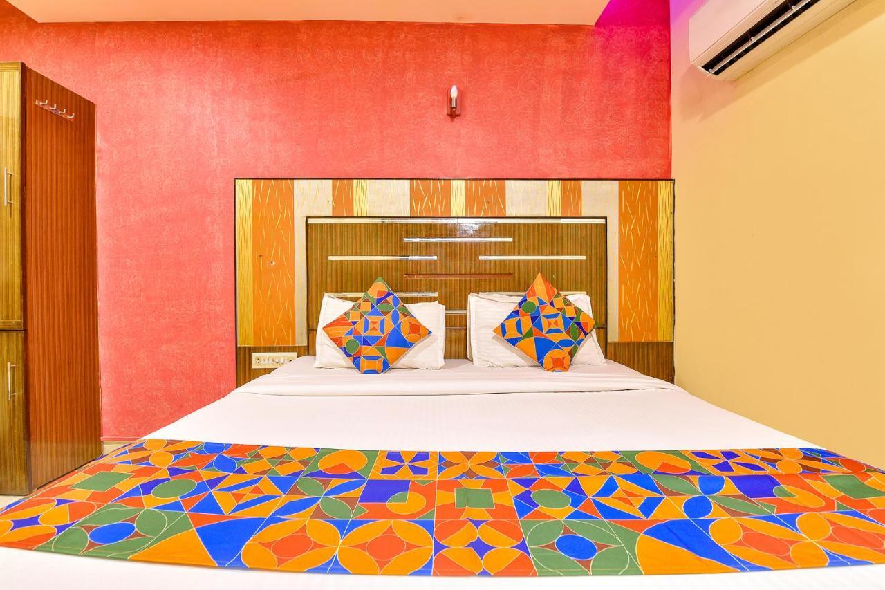 Fabhotel Kadamb Inn Ahmedabad Eksteriør billede
